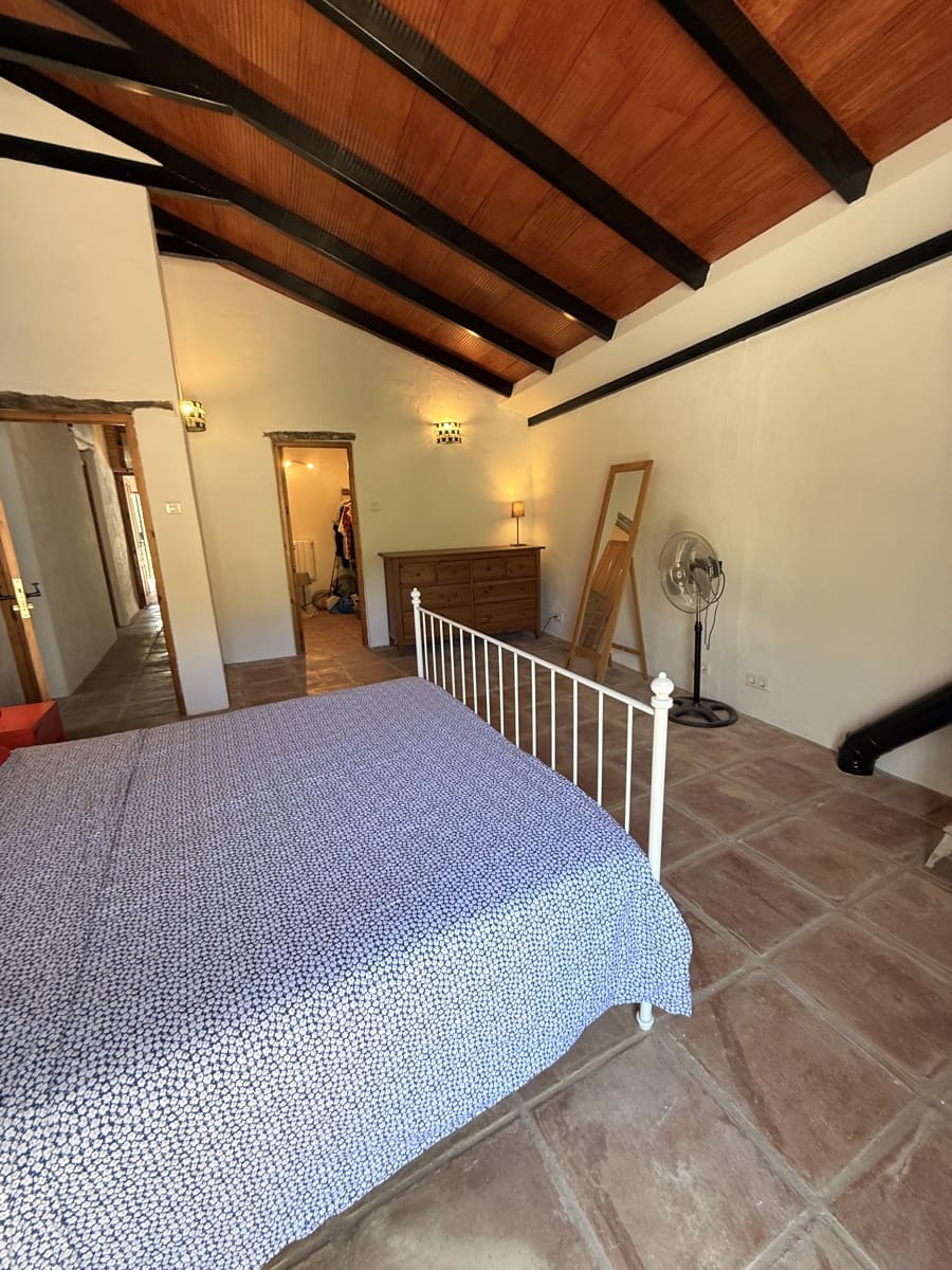 5 quarto Quinta/Casa Rural para venda em Villanueva de Algaidas com garagem - 299 995 € (Ref: 10046611)