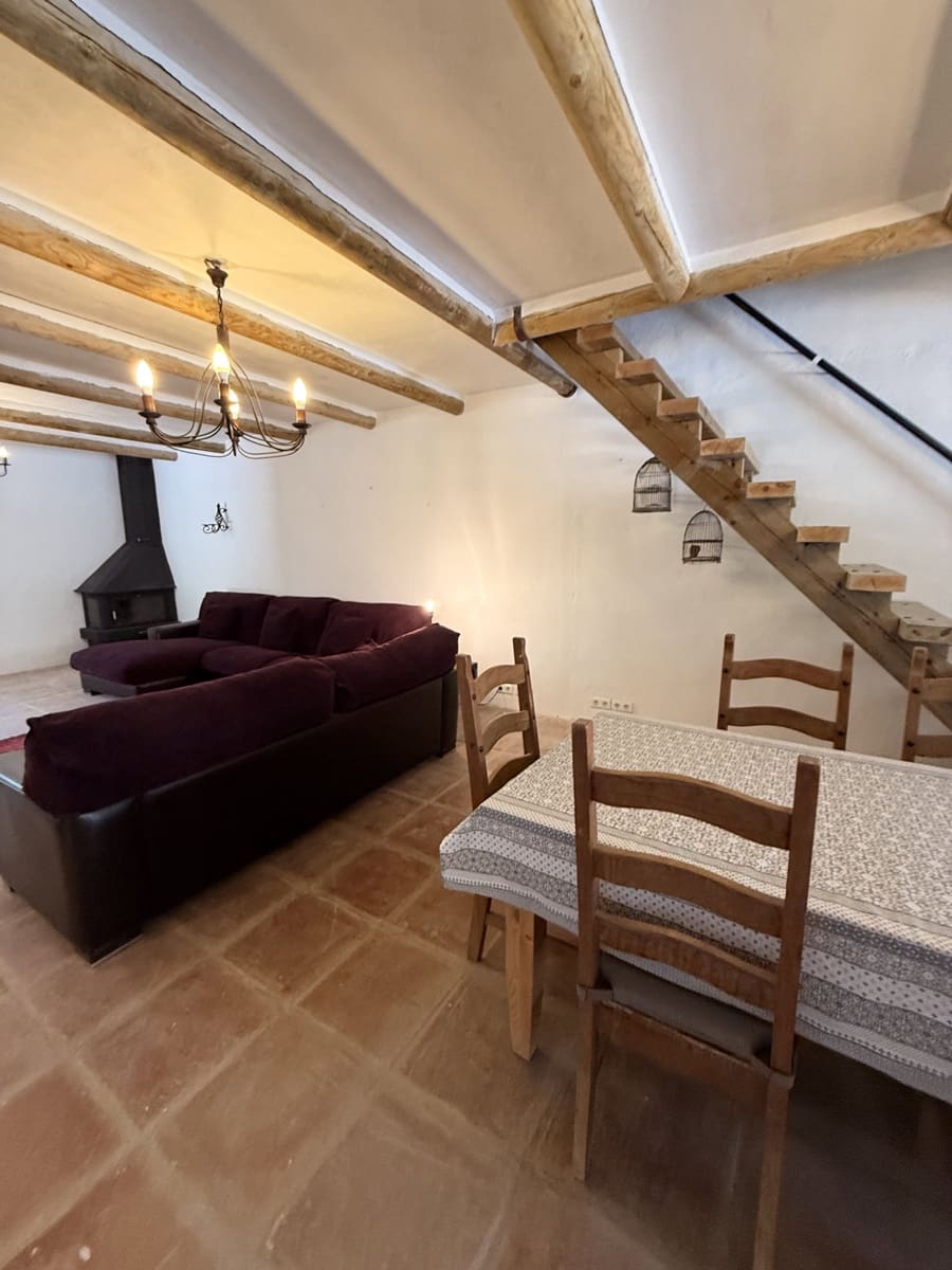 5 bedroom Finca/Country House for sale in Villanueva de Algaidas with garage - € 299,995 (Ref: 10046611)