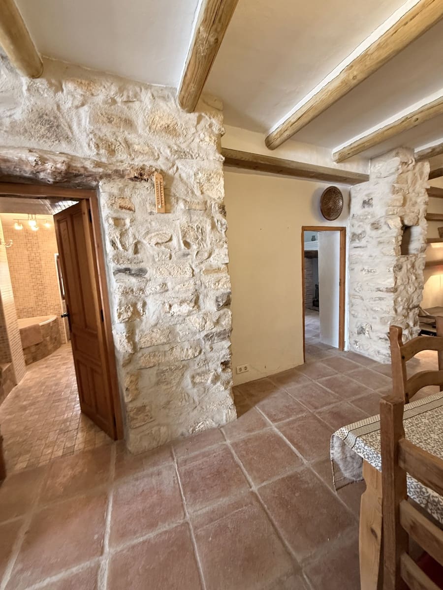 5 bedroom Finca/Country House for sale in Villanueva de Algaidas with garage - € 299,995 (Ref: 10046611)
