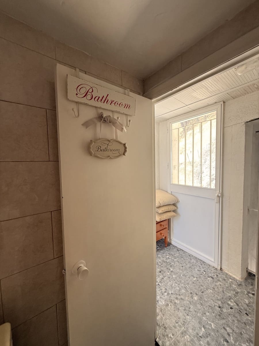 2 slaapkamer Huis te koop in Villanueva del Trabuco met zwembad garage - € 44.500 (Ref: 10091573)