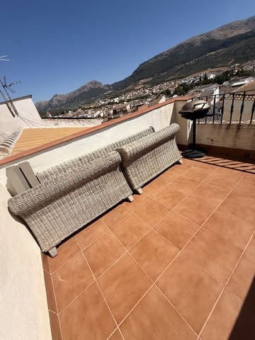 2 slaapkamer Huis te koop in Villanueva del Trabuco met zwembad garage - € 44.500 (Ref: 10091573)