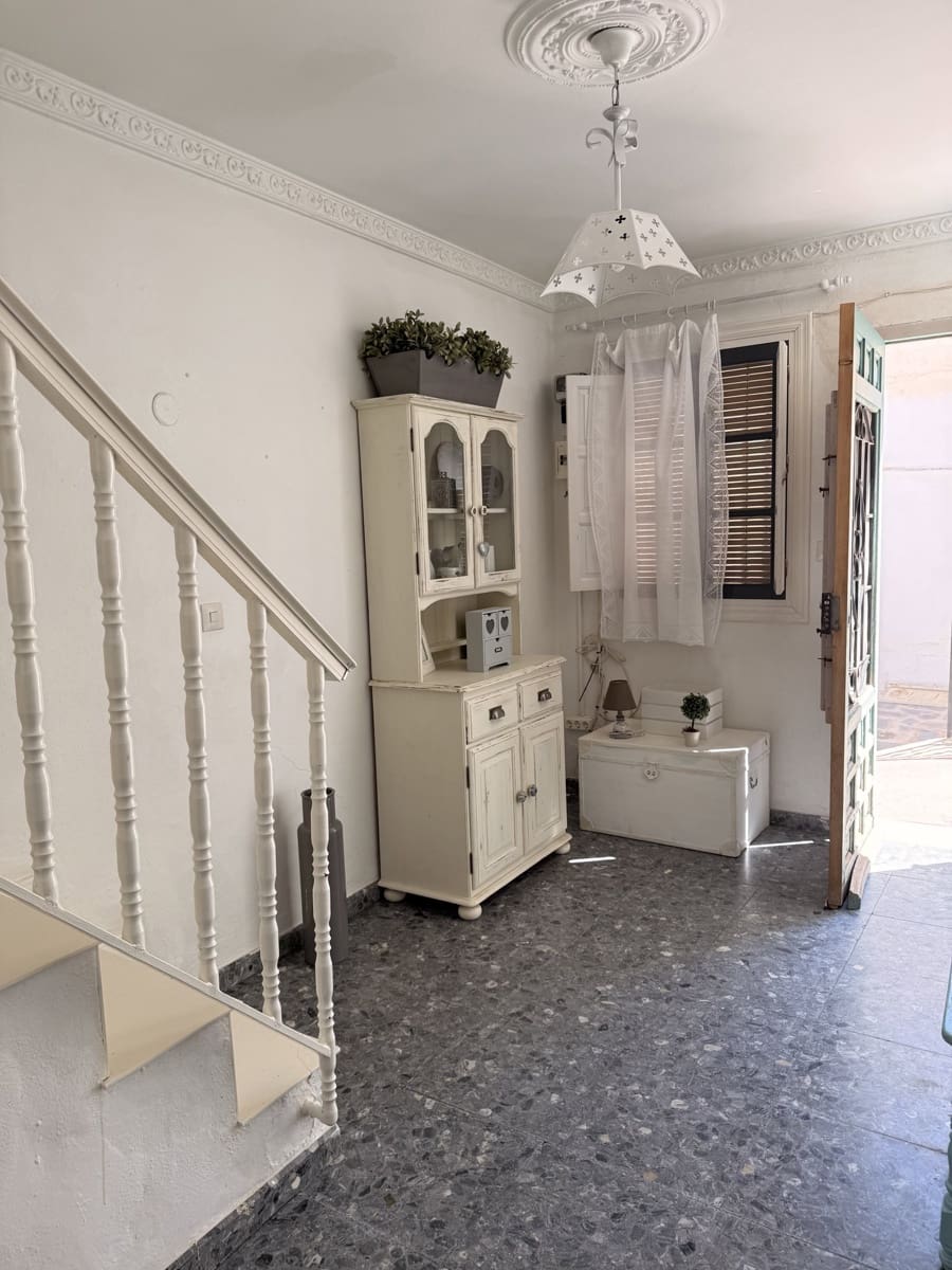 2 slaapkamer Huis te koop in Villanueva del Trabuco met zwembad garage - € 44.500 (Ref: 10091573)