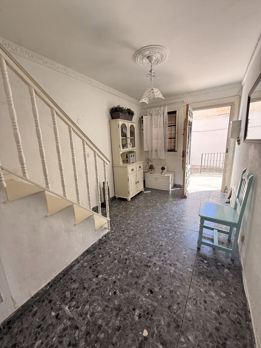 2 slaapkamer Huis te koop in Villanueva del Trabuco met zwembad garage - € 44.500 (Ref: 10091573)