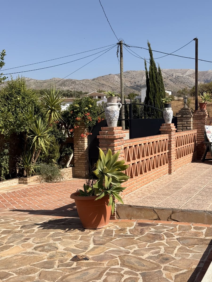 3 quarto Quinta/Casa Rural para venda em Villanueva del Trabuco com piscina garagem - 275 000 € (Ref: 10091574)