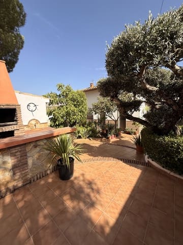 3 soverom Finca/Herregård til salgs i Villanueva del Trabuco med svømmebasseng garasje - € 275 000 (Ref: 10091574)