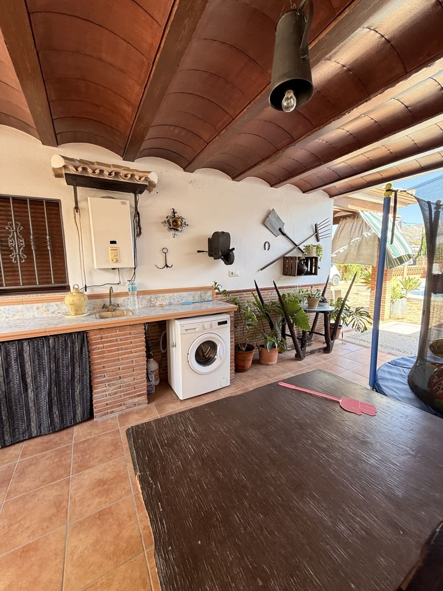 3 quarto Quinta/Casa Rural para venda em Villanueva del Trabuco com piscina garagem - 275 000 € (Ref: 10091574)