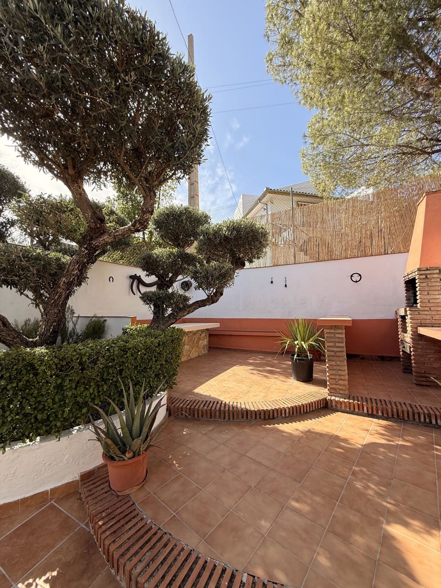 3 quarto Quinta/Casa Rural para venda em Villanueva del Trabuco com piscina garagem - 275 000 € (Ref: 10091574)
