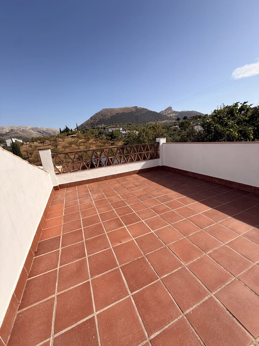 3 bedroom Finca/Country House for sale in Villanueva del Trabuco with pool garage - € 275,000 (Ref: 10091574)