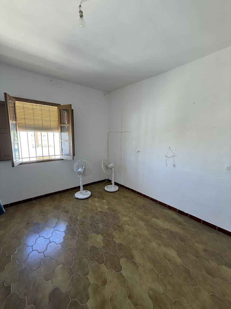 Finca/Casa Rural de 7 habitaciones en Antequera en venta con piscina garaje - 245.995 € (Ref: 10173210)