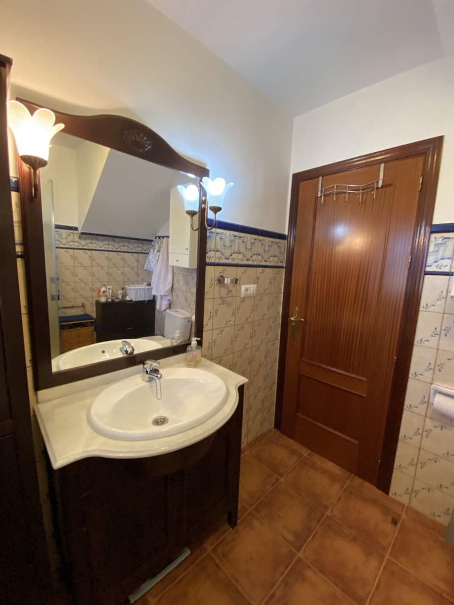 Chalet de 3 habitaciones en Villanueva del Trabuco en venta con piscina garaje - 297.000 € (Ref: 9674813)