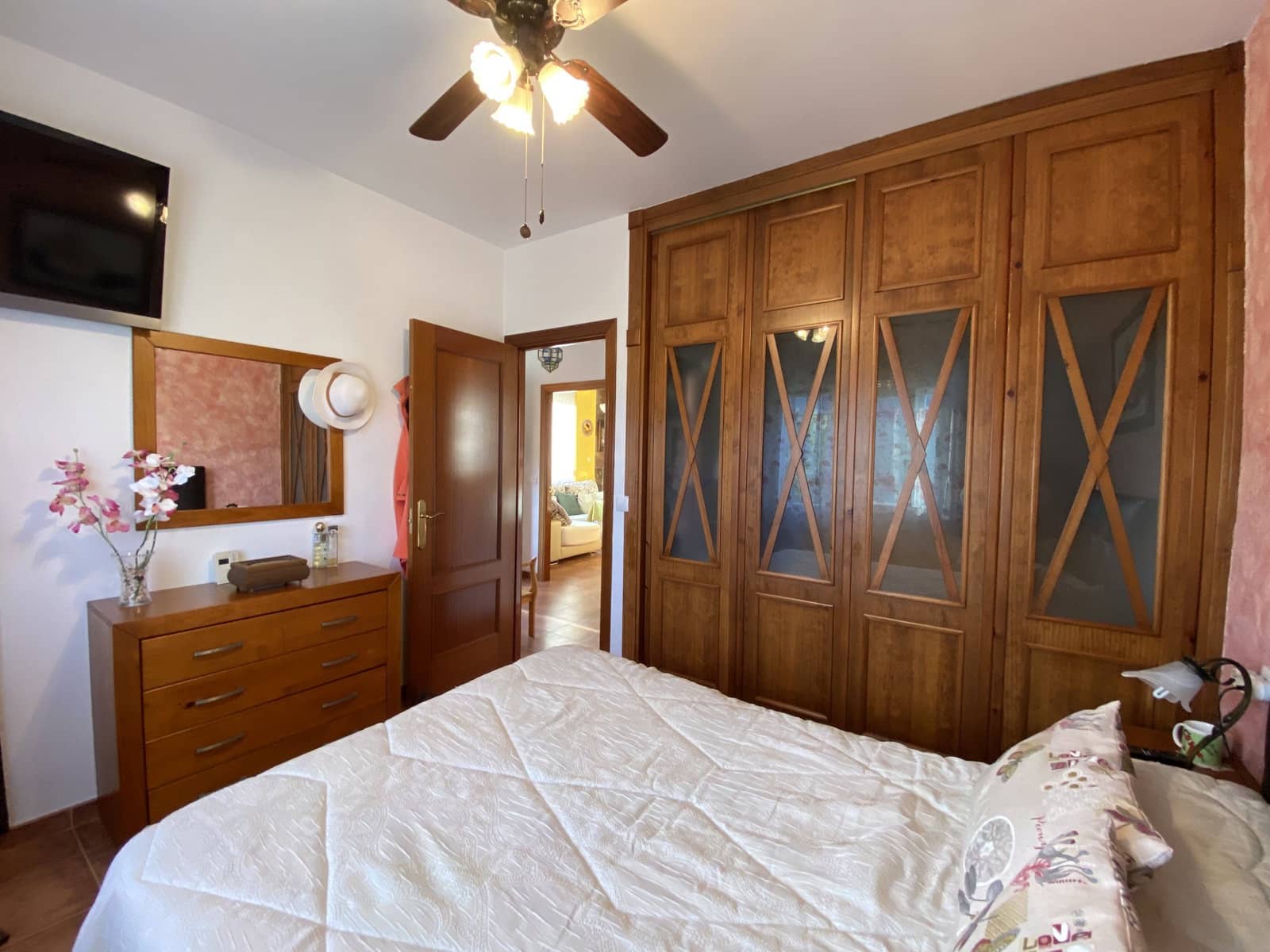 Chalet de 3 habitaciones en Villanueva del Trabuco en venta con piscina garaje - 297.000 € (Ref: 9674813)