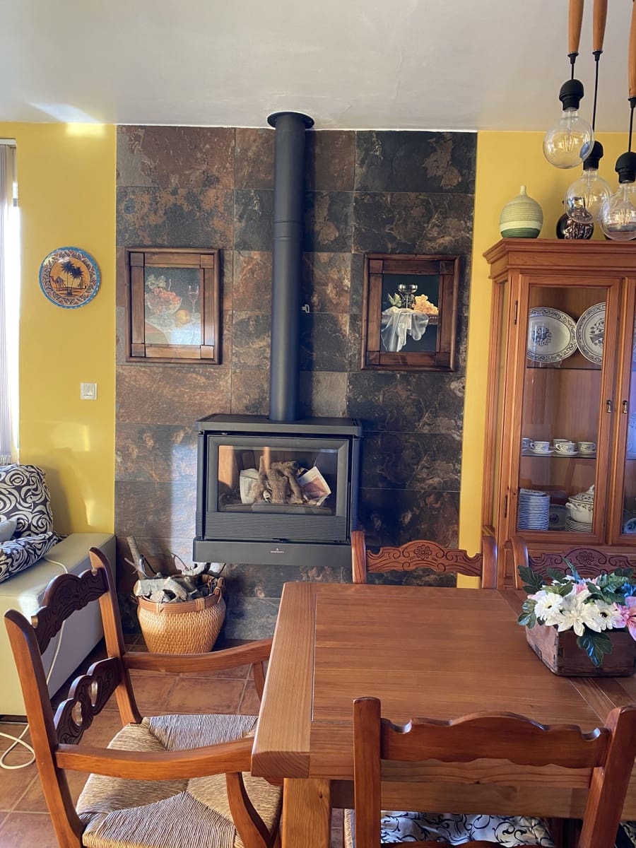 Chalet de 3 habitaciones en Villanueva del Trabuco en venta con piscina garaje - 297.000 € (Ref: 9674813)