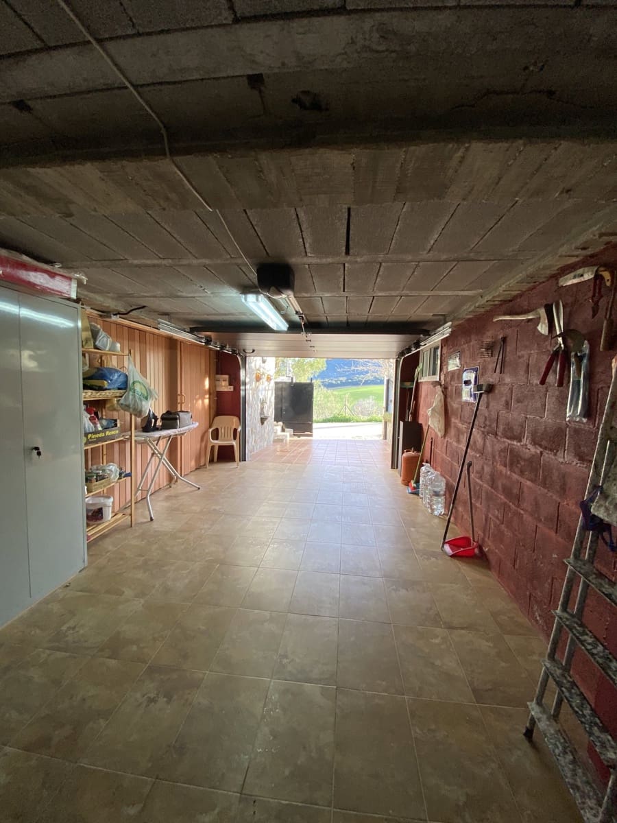 Chalet de 3 habitaciones en Villanueva del Trabuco en venta con piscina garaje - 297.000 € (Ref: 9674813)