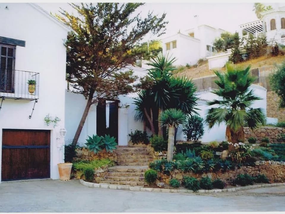 7 bedroom Villa for sale in Malaga city with pool garage - € 1,875,000 (Ref: 9674815)