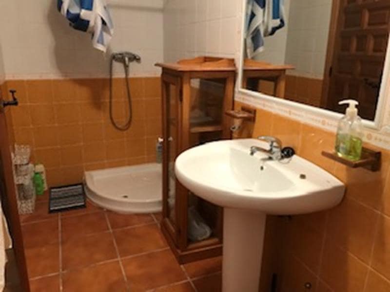 3 sypialnia Finka/Dom wiejski na sprzedaż w Villanueva de Algaidas z basenem garażem - 72 000 € (Ref: 9674816)