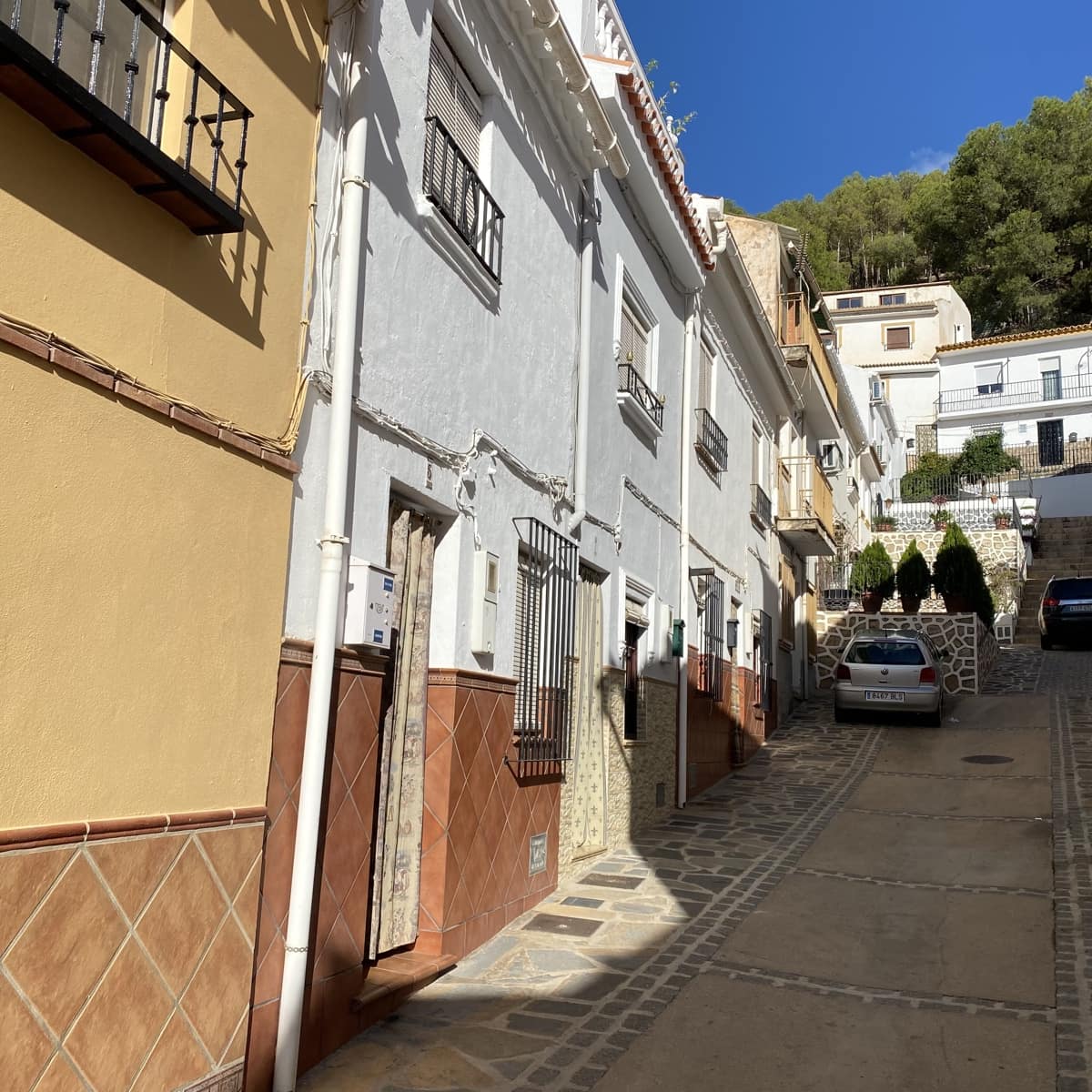 3 Zimmer Haus zu verkaufen in Villanueva del Trabuco mit Pool Garage - 93.000 € (Ref: 9674817)