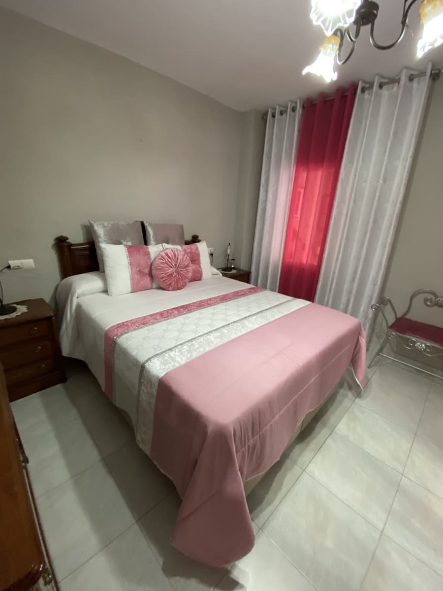 3 Zimmer Haus zu verkaufen in Villanueva del Trabuco mit Pool Garage - 93.000 € (Ref: 9674817)