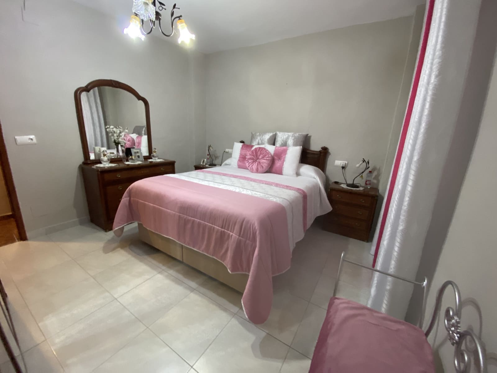 3 Zimmer Haus zu verkaufen in Villanueva del Trabuco mit Pool Garage - 93.000 € (Ref: 9674817)