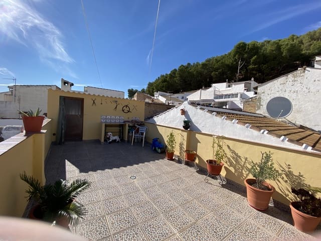 3 Zimmer Haus zu verkaufen in Villanueva del Trabuco mit Pool Garage - 93.000 € (Ref: 9674817)