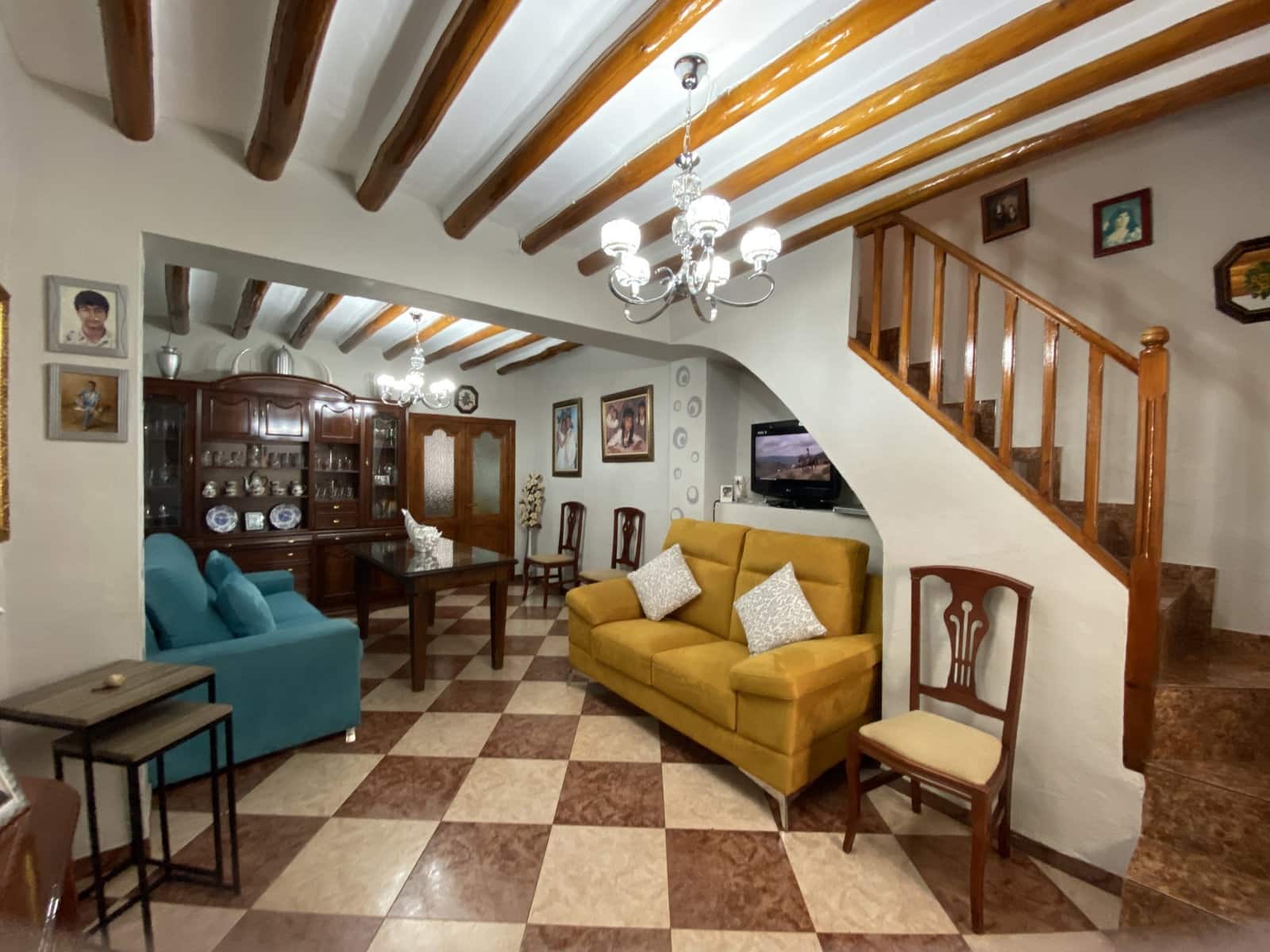 3 soverom Hus til salgs i Villanueva del Trabuco med svømmebasseng garasje - € 93 000 (Ref: 9674817)