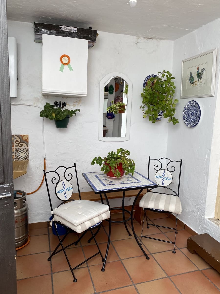 3 soverom Hus til salgs i Villanueva del Trabuco med svømmebasseng garasje - € 93 000 (Ref: 9674817)