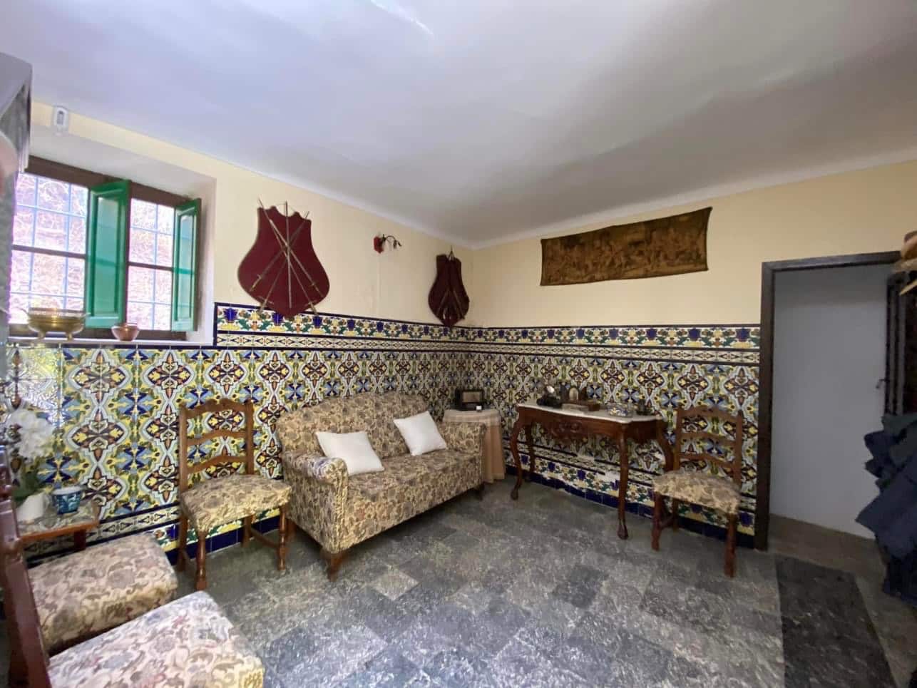 9 bedroom Finca/Country House for sale in Loja with garage - € 525,000 (Ref: 9674818)