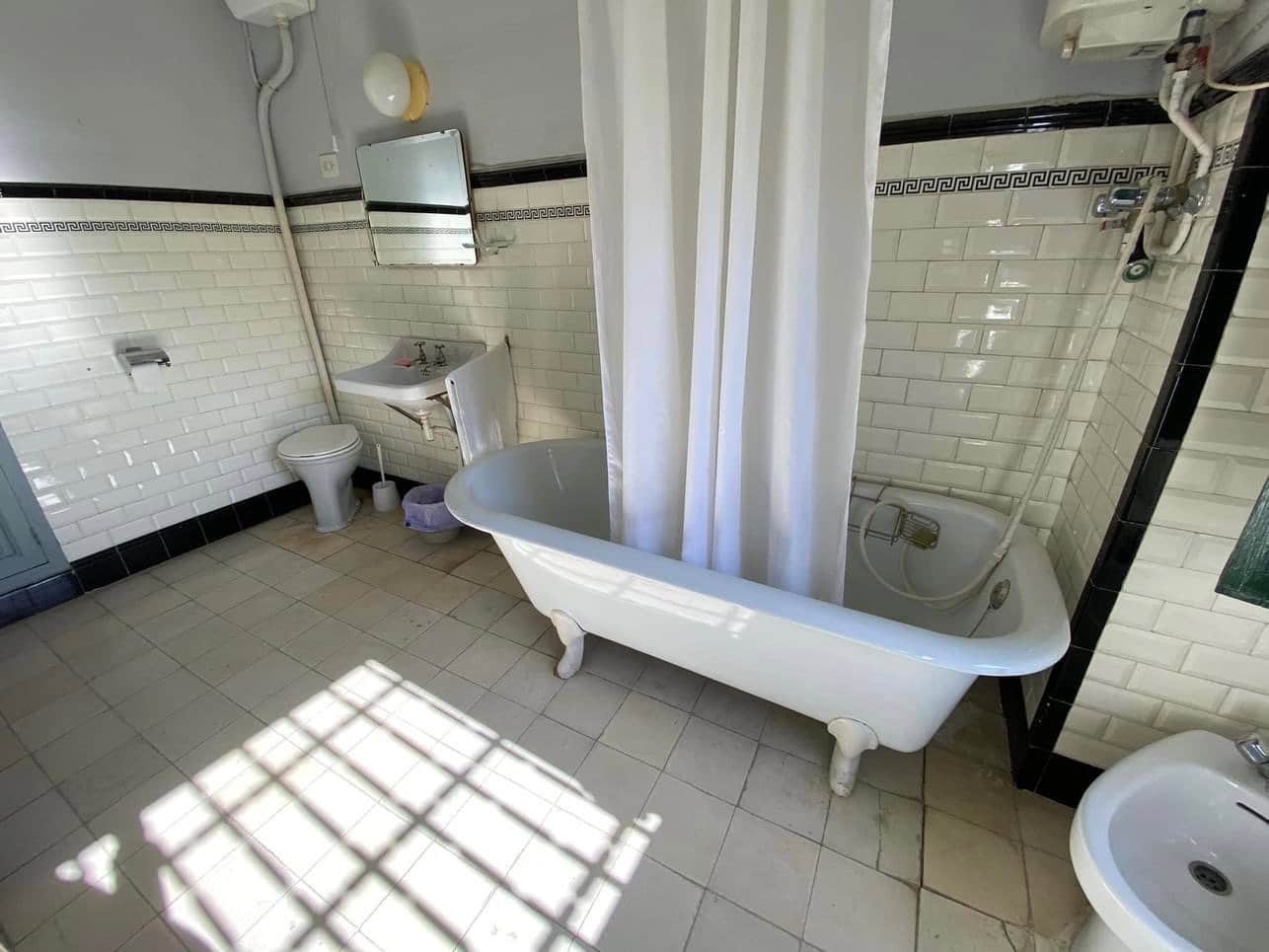 9 bedroom Finca/Country House for sale in Loja with garage - € 550,000 (Ref: 9674818)