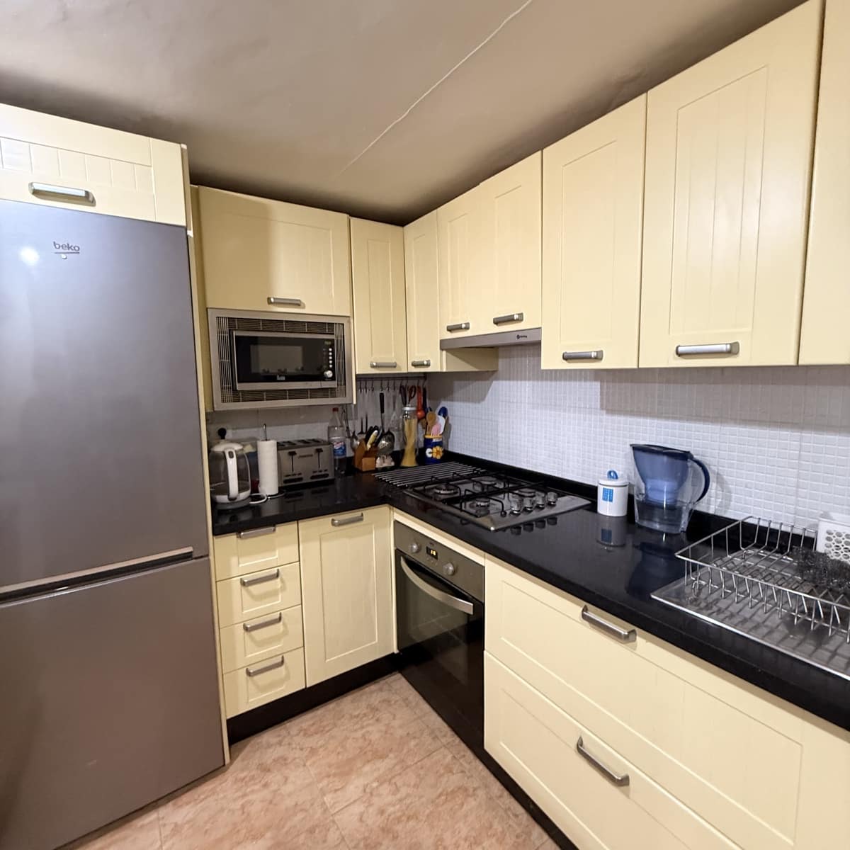 3 bedroom Townhouse for sale in Villanueva de Algaidas with pool garage - € 129,995 (Ref: 9674819)