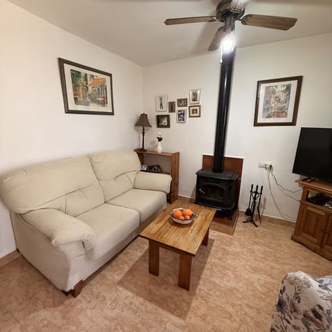 3 slaapkamer Huis te koop in Villanueva de Algaidas met zwembad garage - € 129.995 (Ref: 9674819)