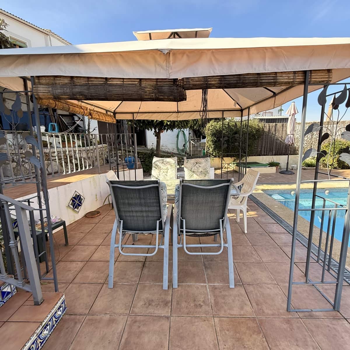 3 bedroom Townhouse for sale in Villanueva de Algaidas with pool garage - € 129,995 (Ref: 9674819)