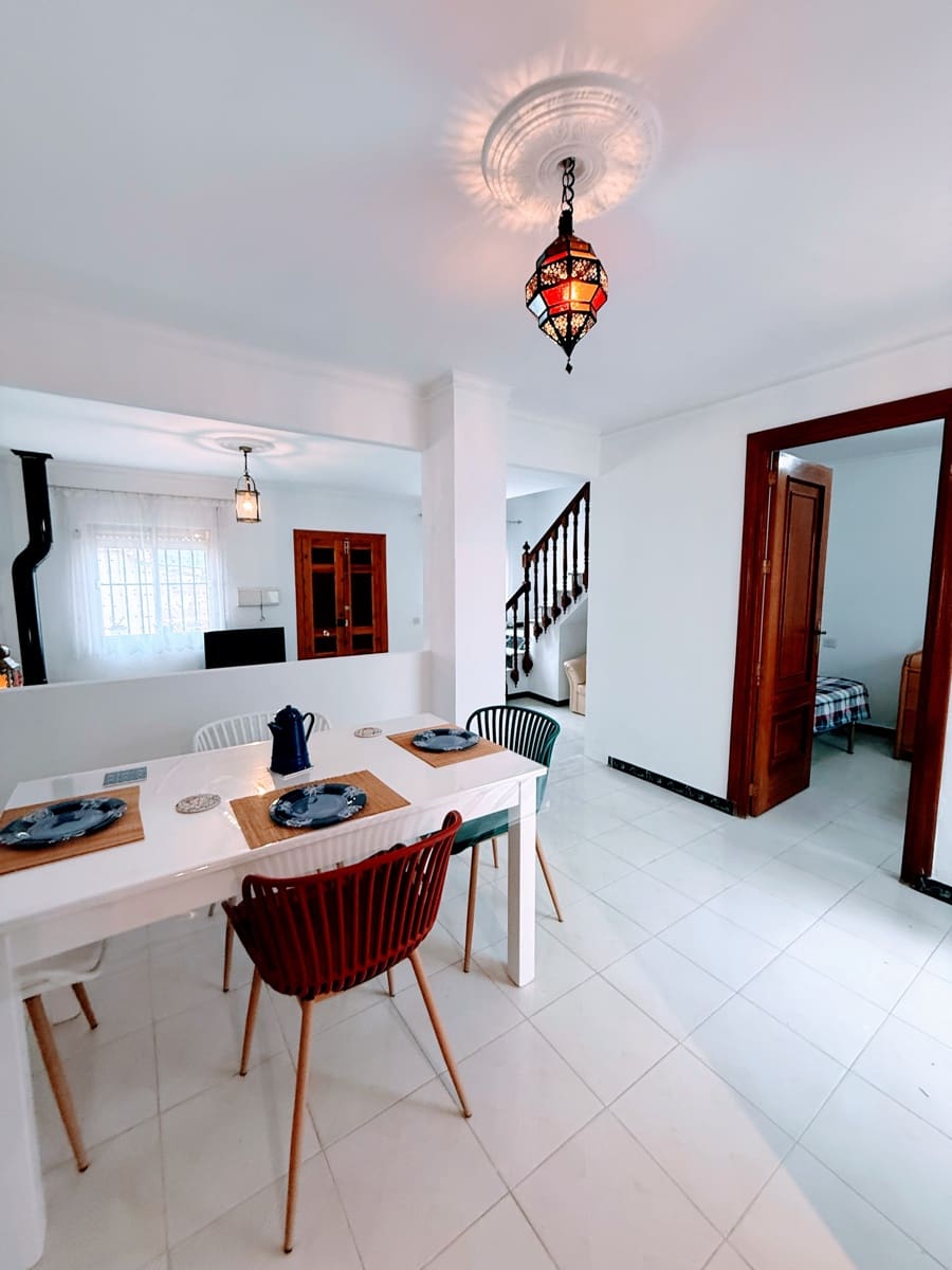 4 Zimmer Haus zu verkaufen in Villanueva del Trabuco mit Pool - 125.950 € (Ref: 9674820)