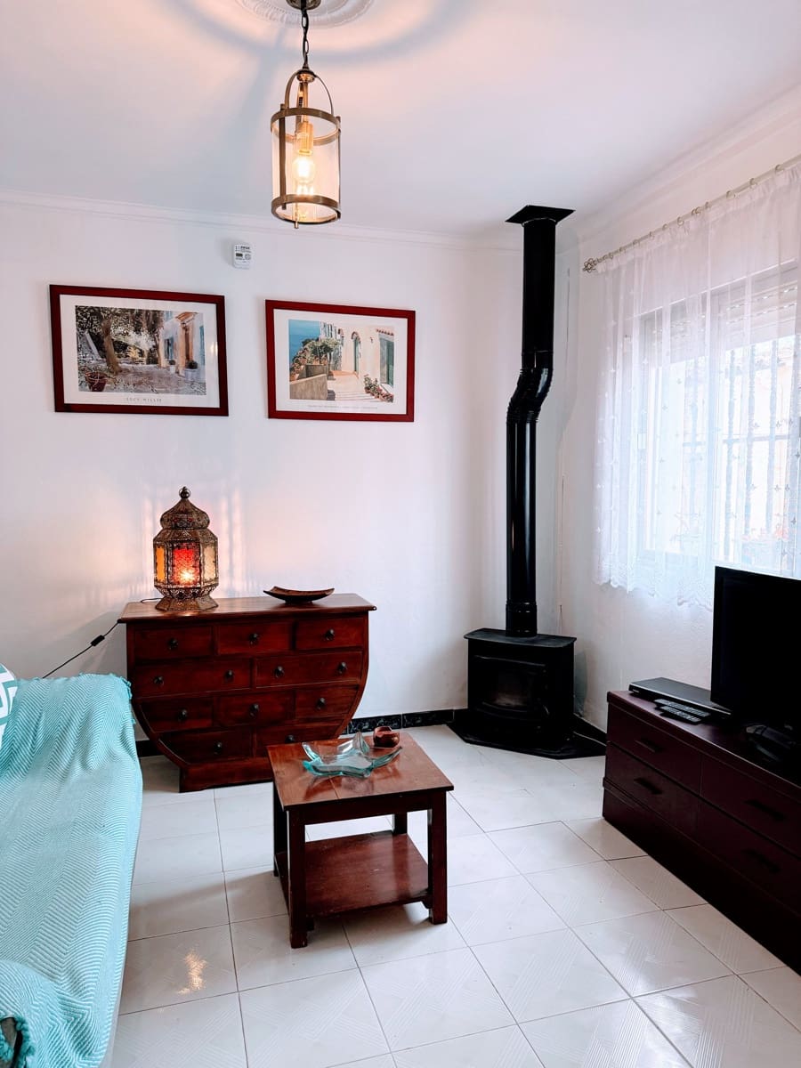 Casa de 4 habitaciones en Villanueva del Trabuco en venta con piscina - 125.950 € (Ref: 9674820)