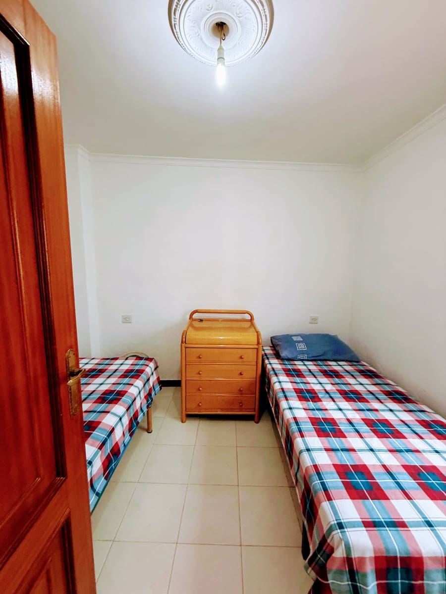 Casa de 4 habitaciones en Villanueva del Trabuco en venta con piscina - 125.950 € (Ref: 9674820)
