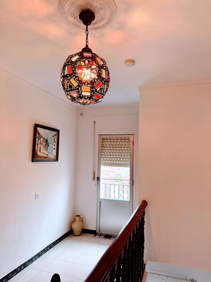 Casa de 4 habitaciones en Villanueva del Trabuco en venta con piscina - 125.950 € (Ref: 9674820)