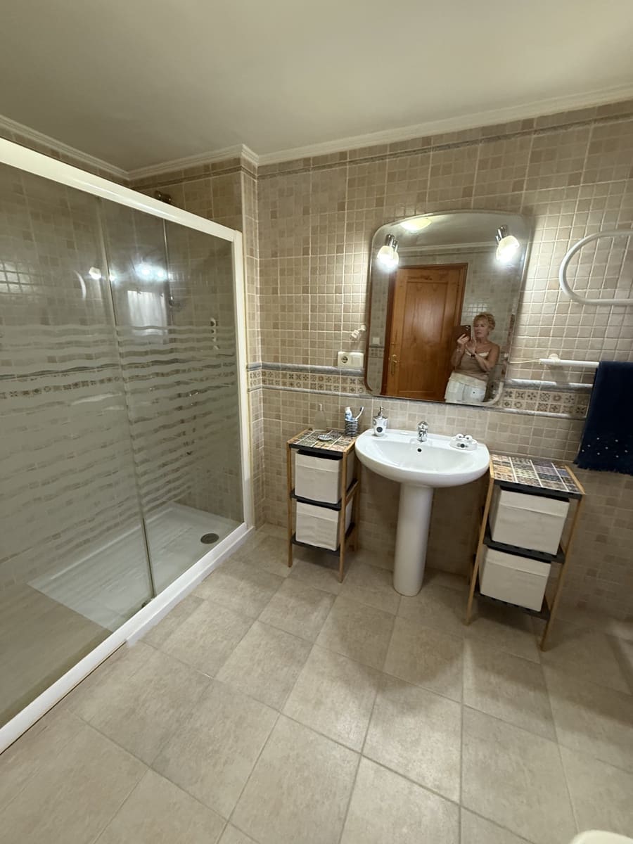 4 bedroom Townhouse for sale in Villanueva de Algaidas with pool garage - € 142,000 (Ref: 9674821)