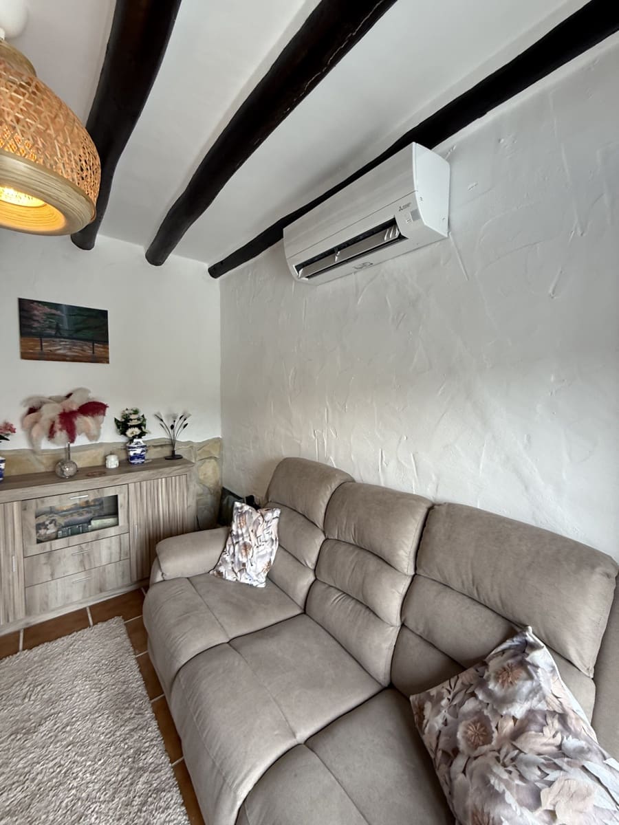 2 Zimmer Finca/Landgut zu verkaufen in Villanueva de Algaidas mit Pool - 119.500 € (Ref: 9674822)