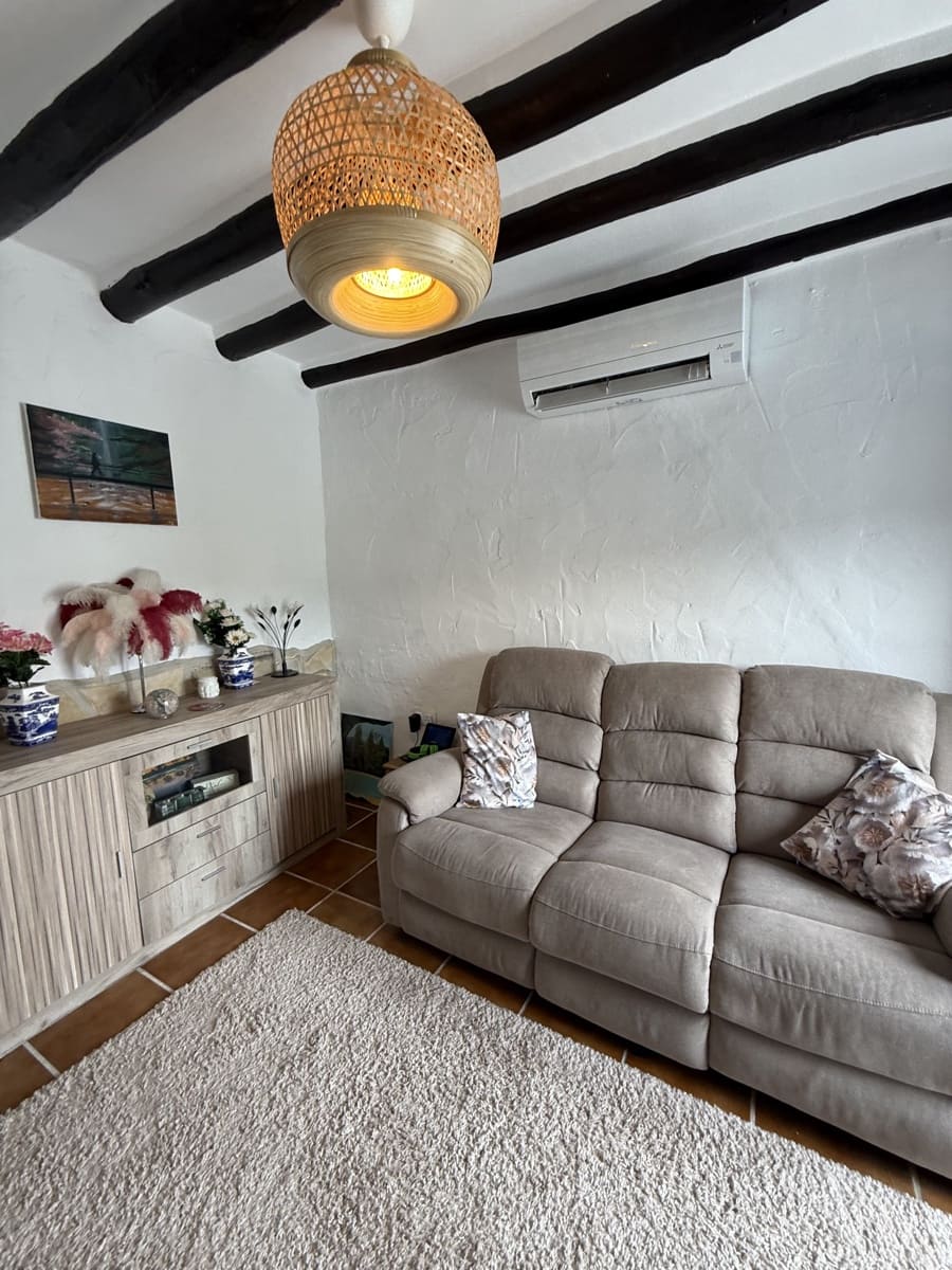 2 Zimmer Finca/Landgut zu verkaufen in Villanueva de Algaidas mit Pool - 119.500 € (Ref: 9674822)