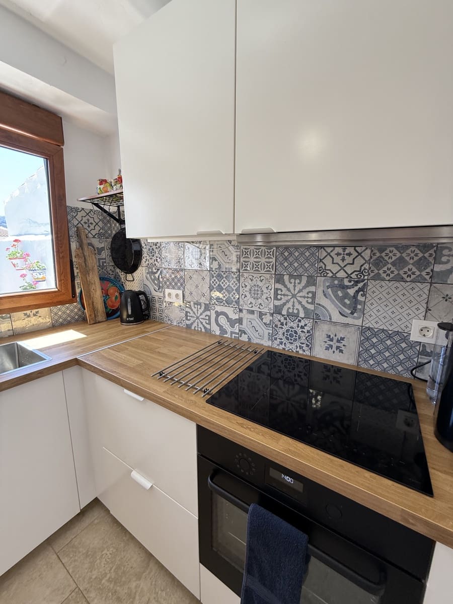 3 bedroom Townhouse for sale in Villanueva del Trabuco with pool garage - € 137,500 (Ref: 9674823)