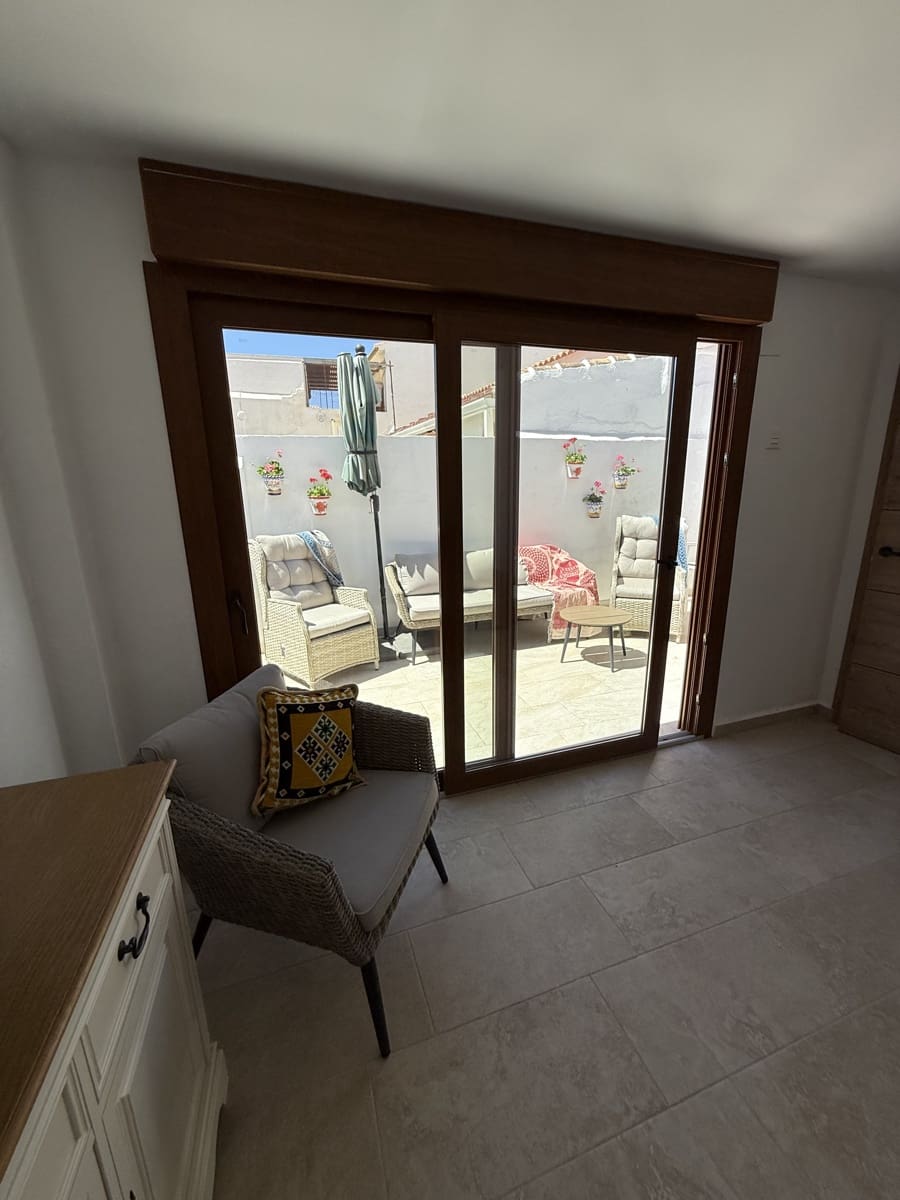 3 bedroom Townhouse for sale in Villanueva del Trabuco with pool garage - € 137,500 (Ref: 9674823)