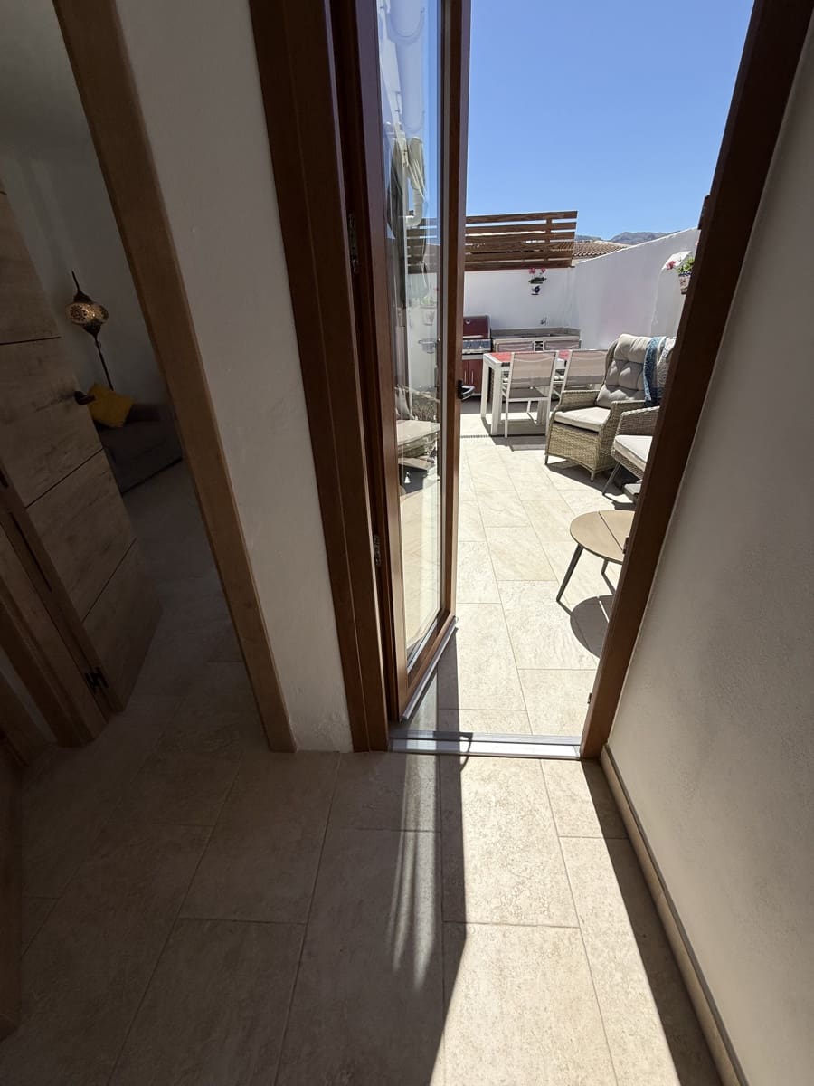 3 bedroom Townhouse for sale in Villanueva del Trabuco with pool garage - € 137,500 (Ref: 9674823)