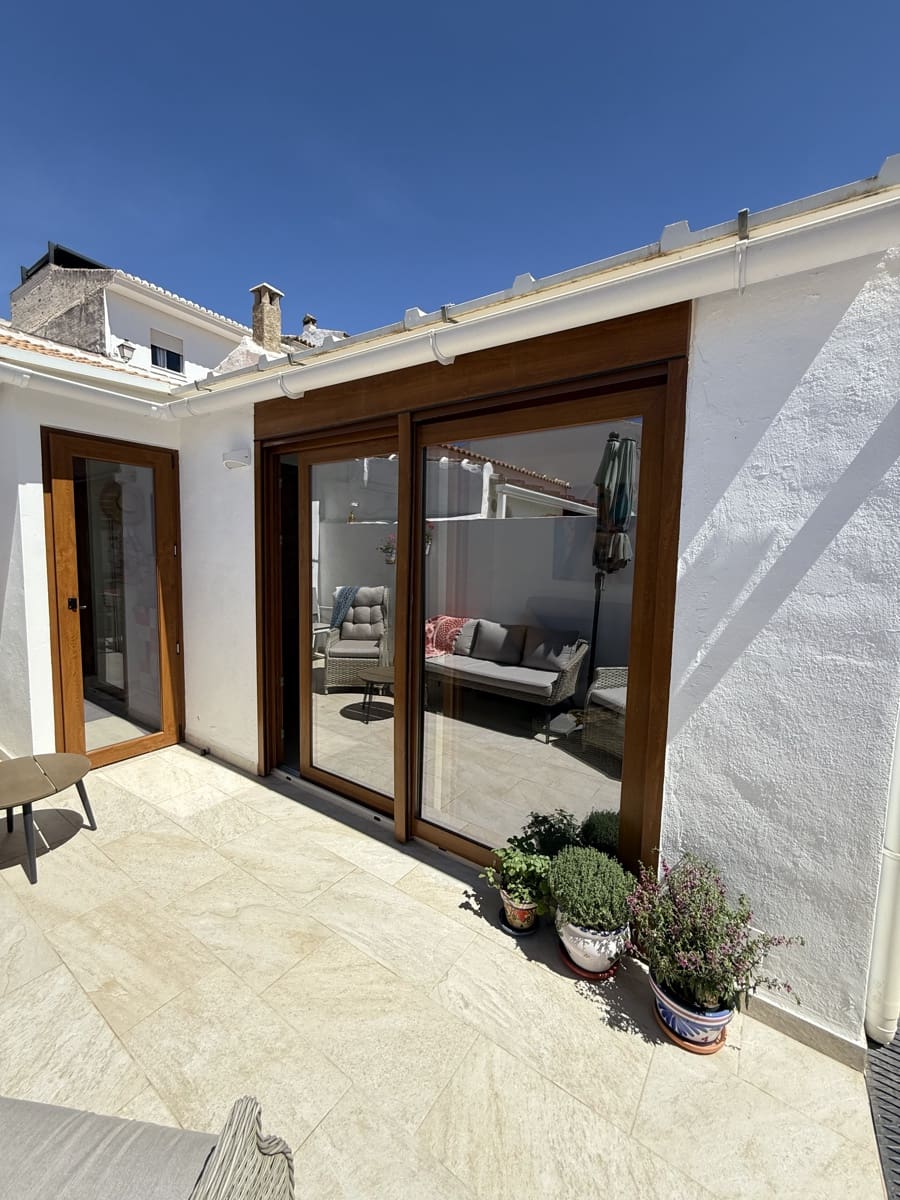 3 bedroom Townhouse for sale in Villanueva del Trabuco with pool garage - € 137,500 (Ref: 9674823)