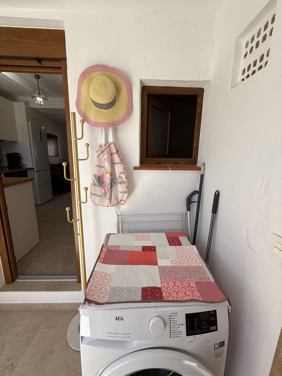 3 bedroom Townhouse for sale in Villanueva del Trabuco with pool garage - € 137,500 (Ref: 9674823)