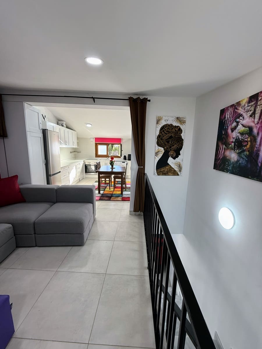 2 slaapkamer Finca/Landhuis te koop in Villanueva del Rosario met zwembad garage - € 119.000 (Ref: 9674825)