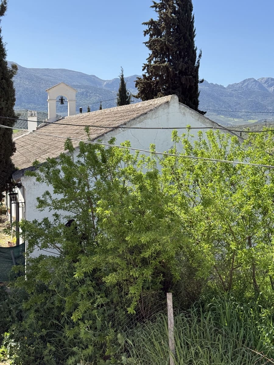 2 slaapkamer Finca/Landhuis te koop in Villanueva del Rosario met zwembad garage - € 119.000 (Ref: 9674825)