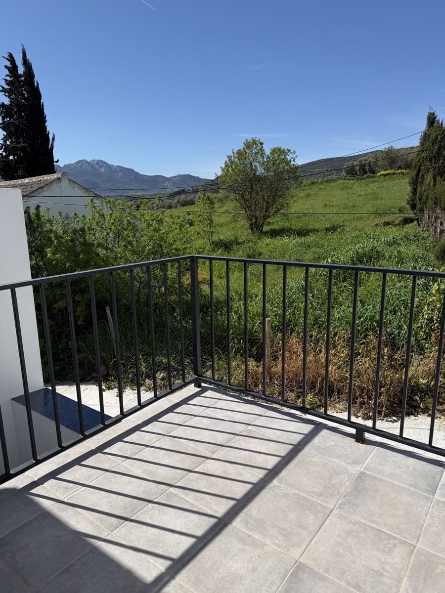 2 slaapkamer Finca/Landhuis te koop in Villanueva del Rosario met zwembad garage - € 119.000 (Ref: 9674825)