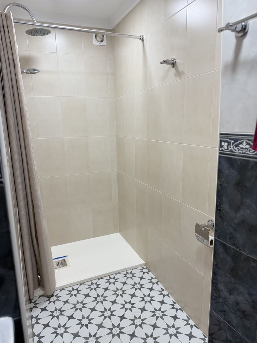 4 bedroom Townhouse for sale in Villanueva del Trabuco with pool garage - € 124,995 (Ref: 9674826)