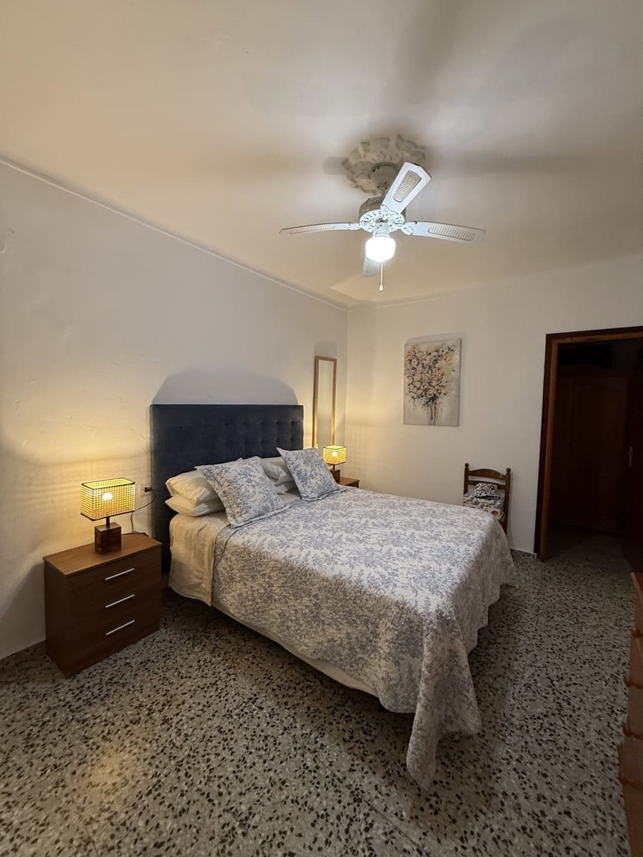 Casa de 4 habitaciones en Villanueva del Trabuco en venta con piscina garaje - 124.995 € (Ref: 9674826)