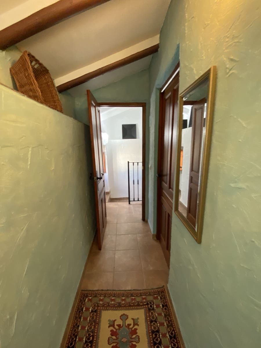 5 Zimmer Finca/Landgut zu verkaufen in Villanueva de Algaidas mit Pool Garage - 299.750 € (Ref: 9674828)