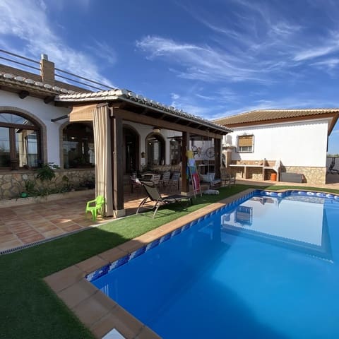 Finca/Casa Rural de 6 habitaciones en Moraleda de Zafayona en venta con piscina garaje - 499.995 € (Ref: 9674829)