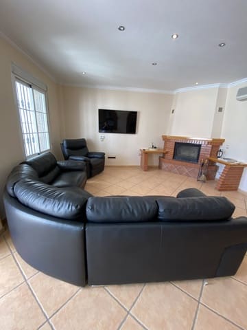 6 sovrum Villa till salu i Villanueva del Trabuco med pool garage - 305 000 € (Ref: 9674830)